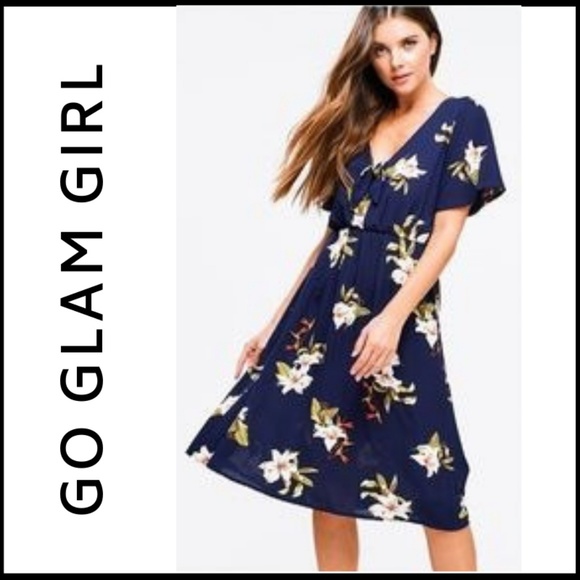 NWT Navy Floral Keyhole W/Pockets Dress - Picture 2 of 7